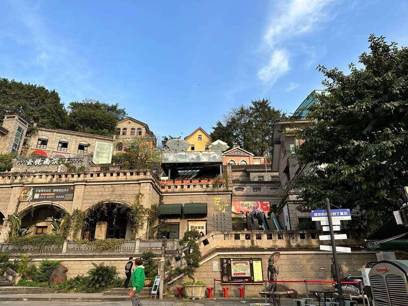 Chongqing: 1-day Essential Guided City Tour without Car - Key things that make this tour work