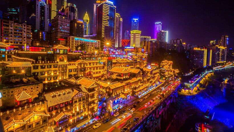 Chongqing: 1-day Essential Guided City Tour without Car - Eling Park: the best kind of break in a steep city