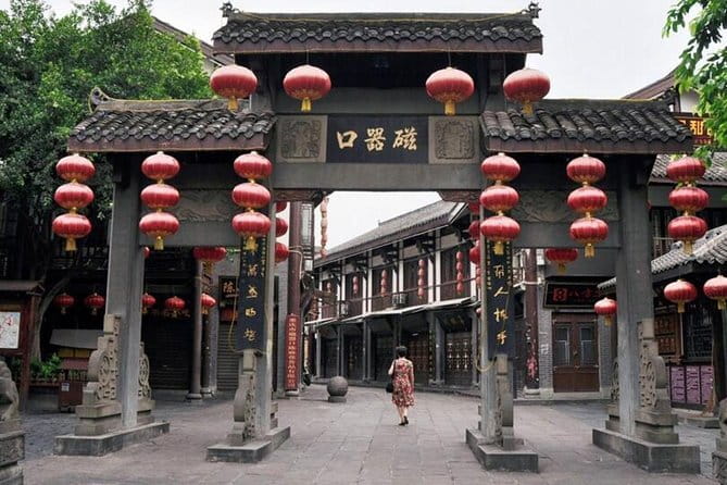 Chongqing Local Food Tour Adventure - Your guide matters a lot, and Pat is a standout name