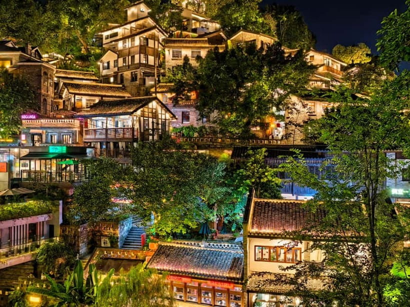 Chongqing: Magic Night View and Secret Viewing Spots Tour - Price and value: what $88 buys you in real time
