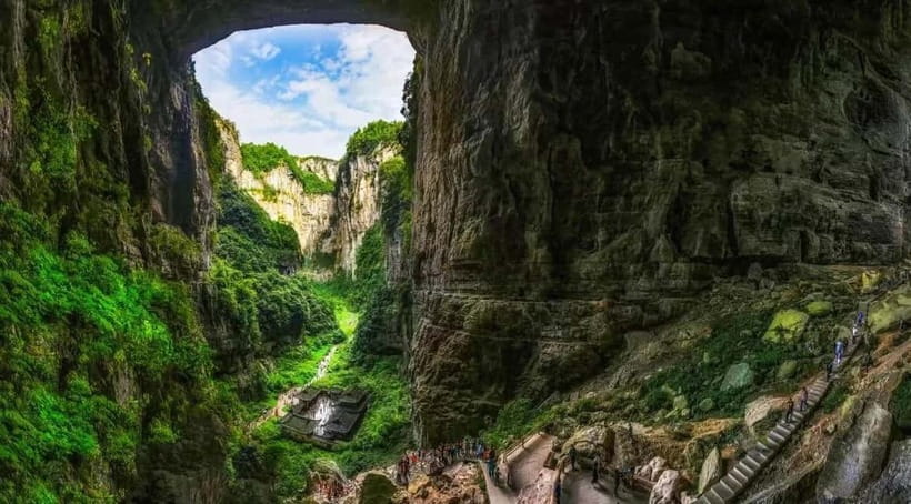 Chongqing One-Day Trip: Wulong's 3 Essentials - Lunch planning: sandwich is included, hotpot is optional