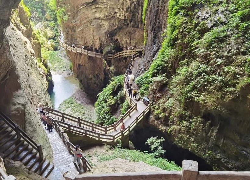 Chongqing One-Day Trip: Wulong's 3 Essentials - Three Natural Bridges: 12 million years of stone and a cathedral under your feet