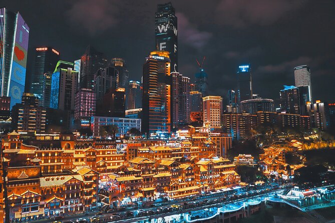 Chongqing private luxury city tour: Must-sees All in One - A 1-Day Chongqing Snapshot, built for day and night