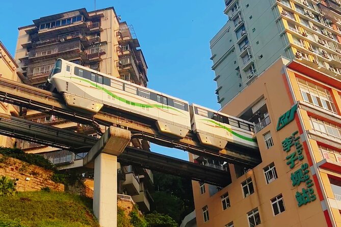 Chongqing private luxury city tour: Must-sees All in One - Pickup, private pacing, and an 8 to 9 hour rhythm