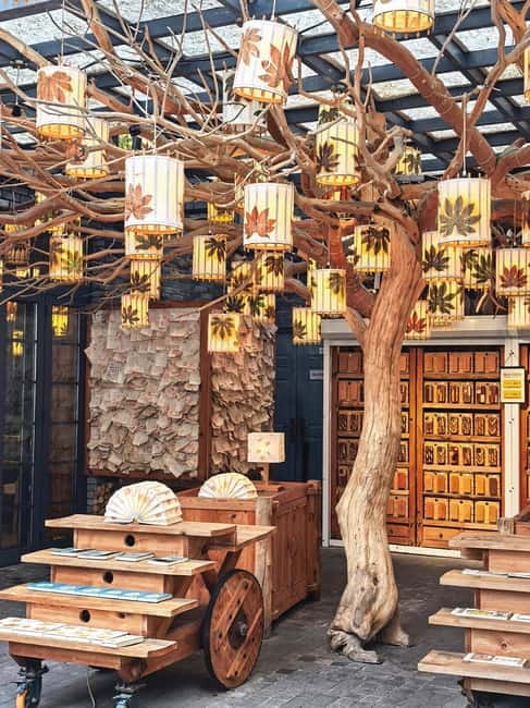 Chongqing: Trendy Spots, Cableway & Ferry Private Tour - Longmenhao Old Street: restored riverside shophouses and modern tea culture