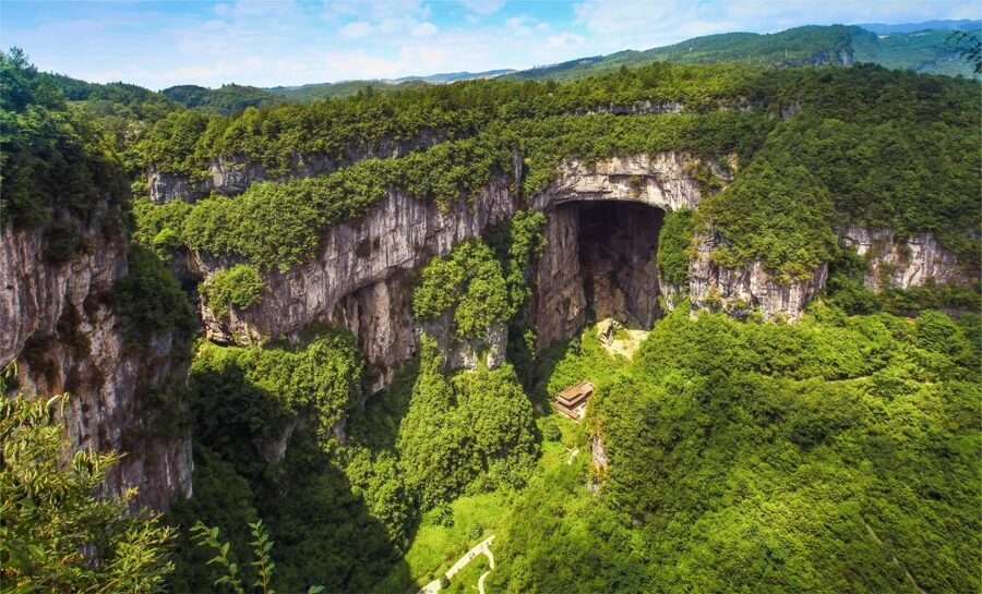Chongqing: Wulong Private Day Exploration Tour - Lunch and private car value for a 10 to 11 hour day