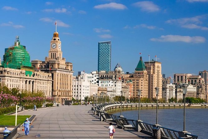 Coach Day Tour: Classic and Modern Shanghai with Lunch - Morning pickup and getting oriented in Shanghai