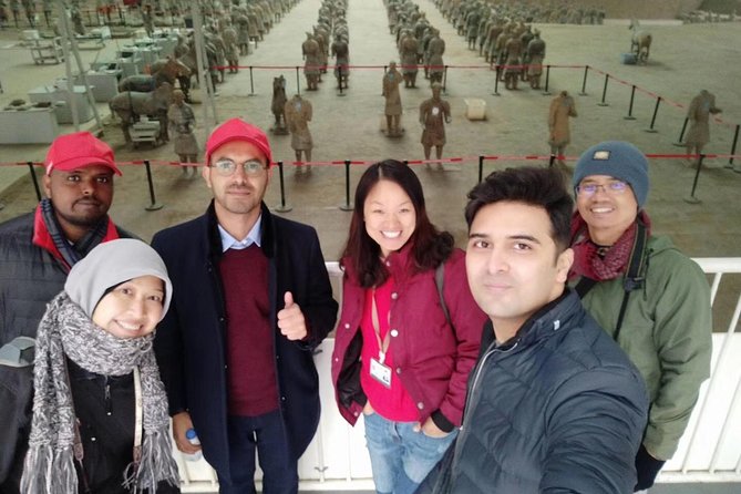 Customized Private Day Tour of Terracotta Warriors and Xi'an - Muslim Quarter: one hour of Silk Road life, plus a free stop