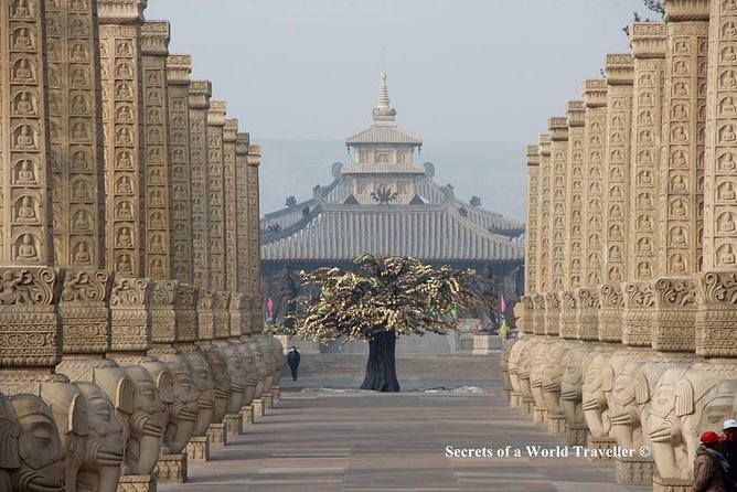 Datong Classic Day Tour - Stop 1: Hengshan Hanging Temple on the cliffside (Xuankong si)