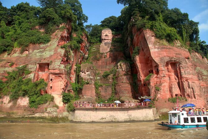 Day tour Chengdu Panda Base Leshan Giant Buddha with local Lunch - Key Things to Know Before You Go
