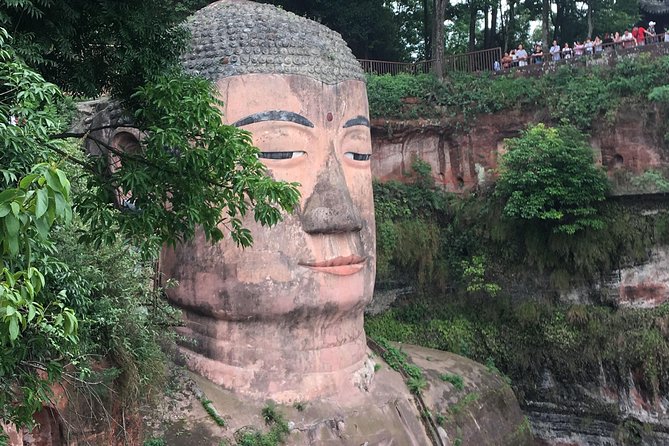 Day Tour: Chengdu Panda Breeding Base and Leshan Giant Buddha - Getting Back to Chengdu by 6:30pm, With Tianfu Square as the Hub