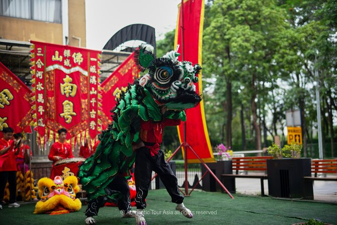 Day Tour learning Kung Fu and Lion Dance in Bruce Lee’s Hometown - Guide support matters: where Ivy fits into the experience