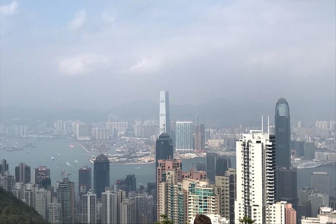 Day Tour to Hong Kong from Guangzhou by Round-way Bullet Train - Lunch and Transfers: The Quiet Value of Good Scheduling