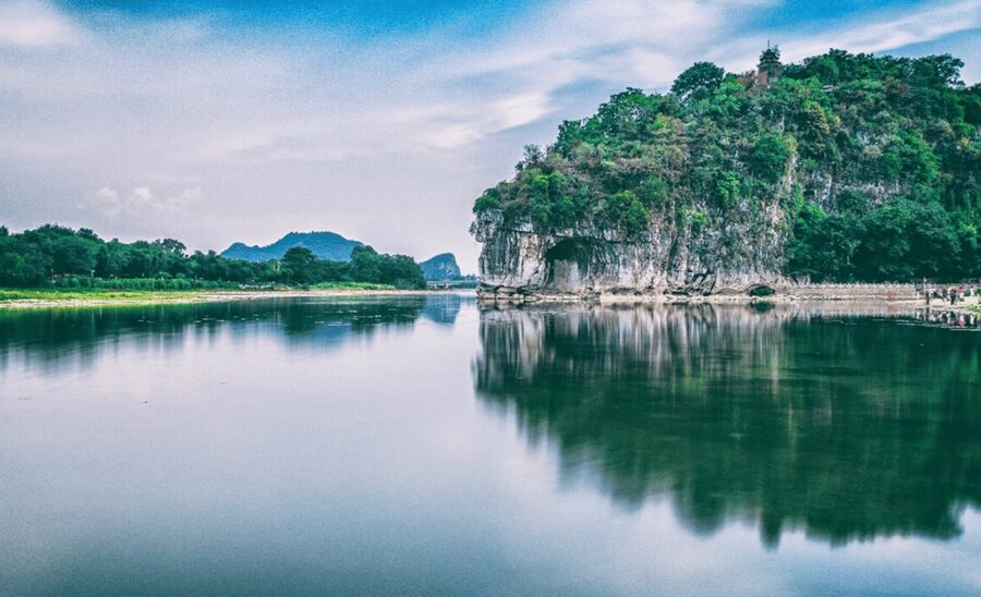 Discover Guilin's Gems:Guangzhou-Bullet Train Highlight Tour - Price and What $299 Really Covers