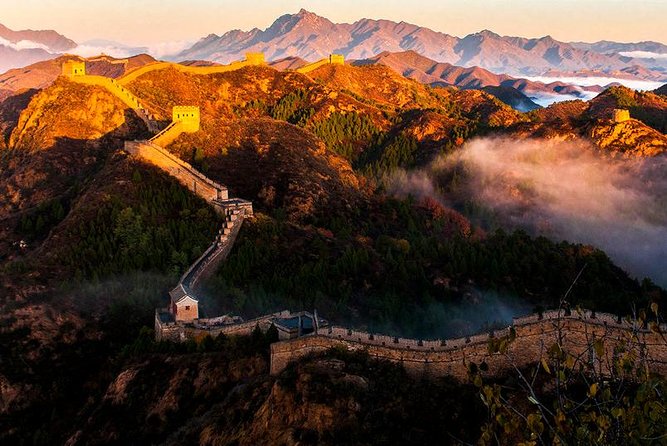 Early Bird Great Wall Private Tour with Chinese Breakfast from Beijing - Exploring the Wall on your own: walking, cable car, or toboggan