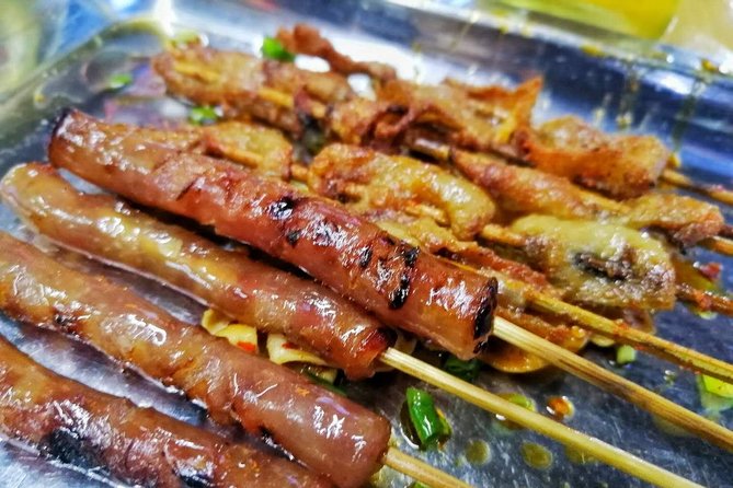 Evening Foodie Adventure in Chengdu the Land of Plenty - How tuk-tuk and walking affect your night (and your stomach)