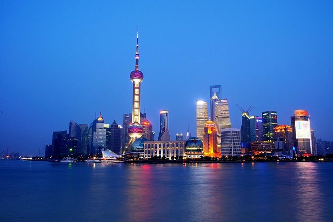 Evening Thai Dinner and Huangpu River Cruise in Shanghai - Who should book this Shanghai evening combo (and who might skip it)