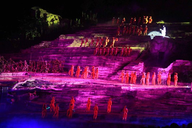 Fairy Fox Music&Dancing Show(Pickup at7:30PM in Zhangjiajie city) - Grand Valley staging at Tianmen Mountain: what you can expect on-site