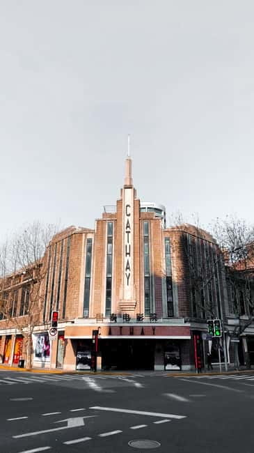 French Concession Walking Tour with Real Local - Middle Huaihai Road and the ironwork you will want to stop for