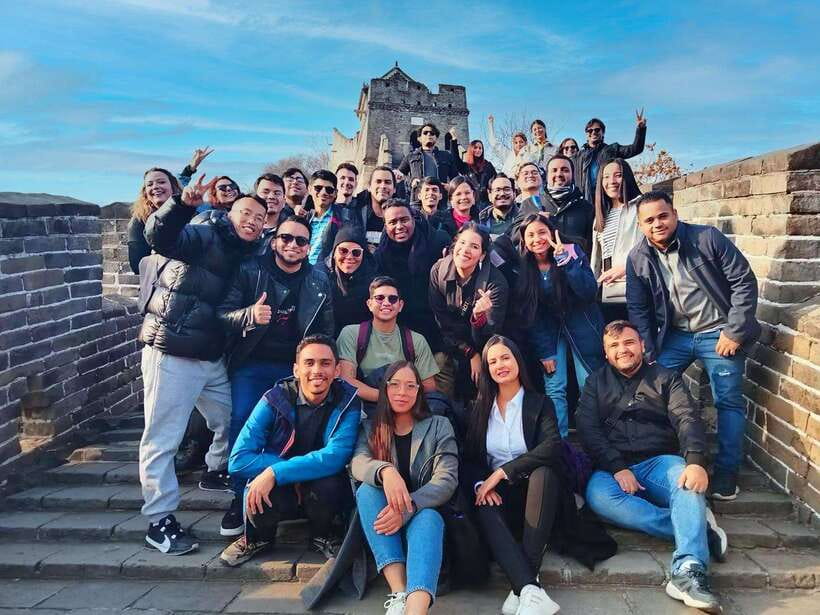 From Beijing: Mutianyu Great Wall Tours with Options - Pickup points, timing, and how your guide keeps the day on rails