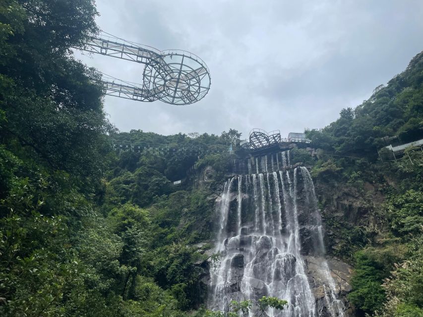 From Guangzhou: Gulong Canyon Private Day Tour - Lunch at a local restaurant, plus the extras you can skip