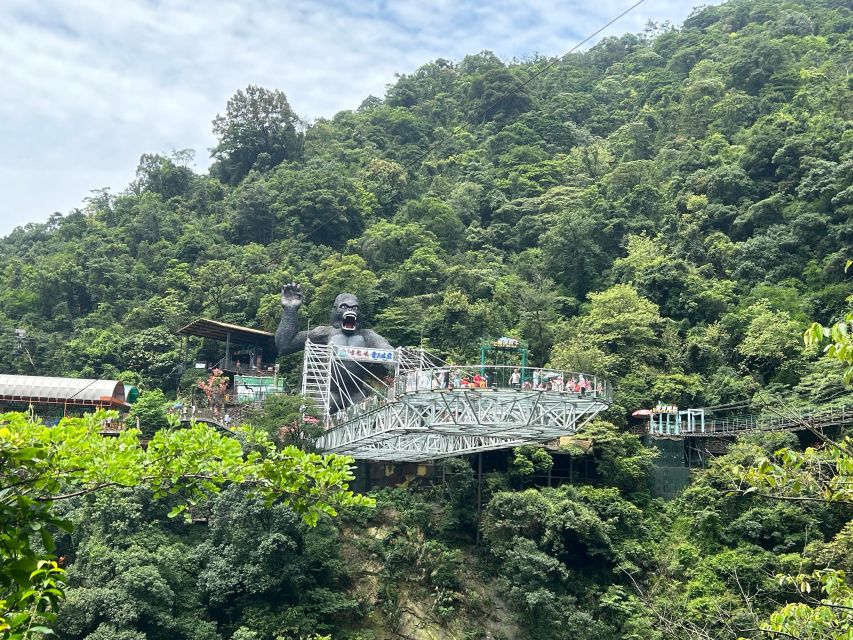 From Guangzhou: Gulong Canyon Private Day Tour - The guide factor: Mango and Silk as a clue for how the day feels