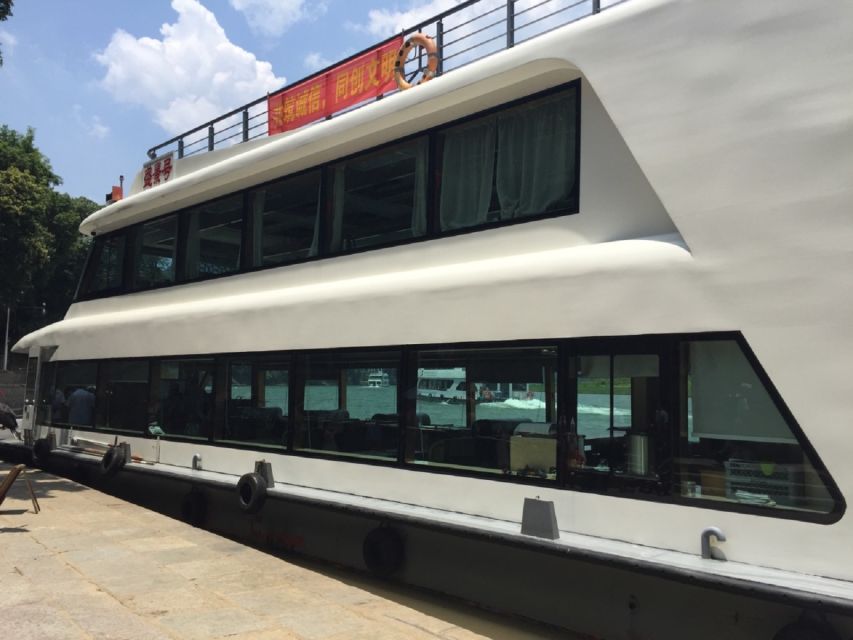 From Guilin: 4 Star Luxury Li River Cruise with Buffet Lunch - Karst views from your seat and the observation deck