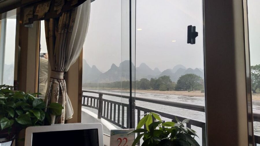 From Guilin: 4 Star Luxury Li River Cruise with Buffet Lunch - Who this cruise is best for
