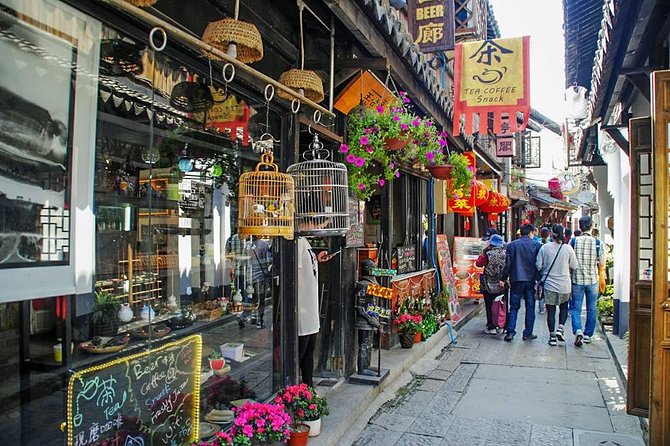 From Shanghai: Zhujiajiao Water Town Private Tour with Boat Ride - Hotel Pickup From Downtown Shanghai: The Comfort Advantage