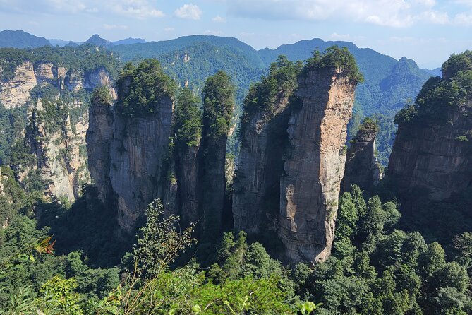 Full-Day Private Tour of Zhangjiajie(Wulingyuan) National Forest Park - Yuanjiajie Scenic Area and the Avatar mountain moment