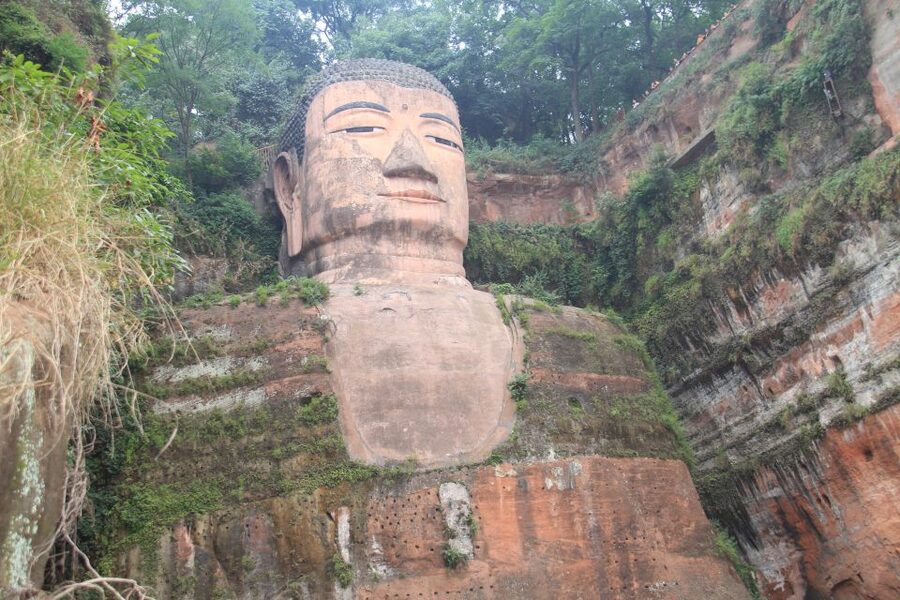 Full-Day Tour of Leshan's Giant Buddha from Chengdu - Price and value: what you get for $173