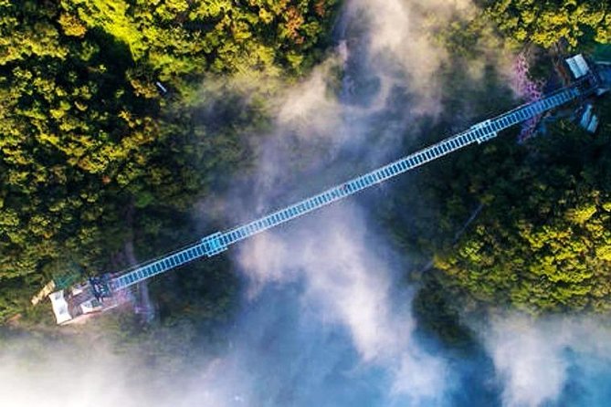 Glass Bridge and Water Falls Private Car Service from Guangzou - Weather, Shoes, and Small Practical Tips for Glass Structures