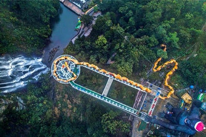 Glass Bridge and Water Falls Private Car Service from Guangzou - Who This Private Car Service Is Best For