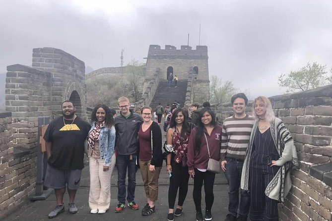 Great Wall Layover Small Group Tour (9AM-1PM) - Where you meet at Beijing Capital and how the first hour runs