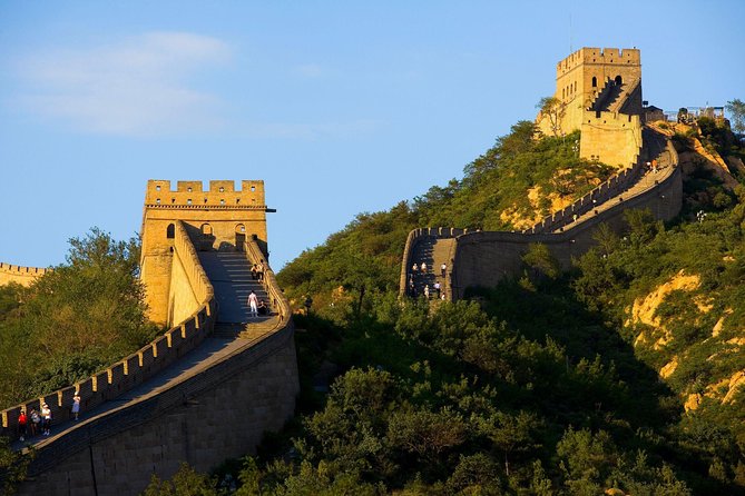 Great Wall of China at Badaling and Ming Tombs Day Tour from Beijing - Climbing Badaling: North vs South Face and How to Choose Your Effort