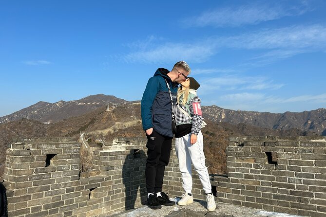 Great Wall & Old City Hutong Join In Group Layover Tour (9AM-5PM) - Old Beijing Hutongs by Rickshaw, Shichahai, and the Street Stops