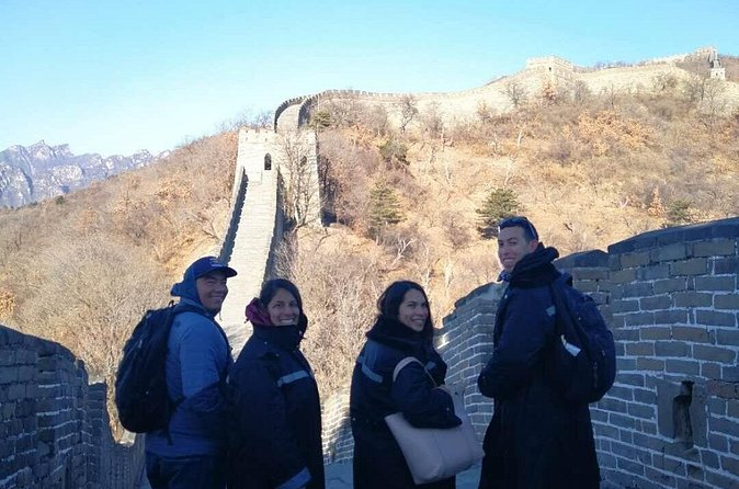 Great Wall With Beijing Capital Airport/Hotel Round-Way Transfer - Comfort details that matter on a Great Wall day