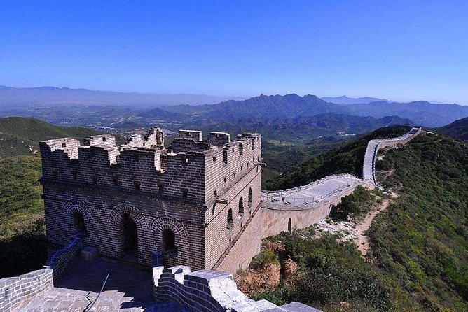 Group Tour Including Mutianyu Great Wall And Buffet Lunch - Lunch at a local restaurant, and why timing matters more than menus