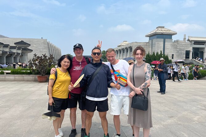 Group Tour to the Terra-cotta Warriors Museum & Lunch - Small-group comfort: what up to 20 travelers changes