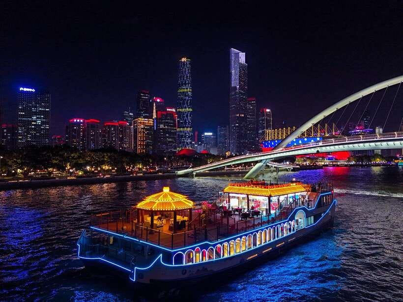 Guangzhou: Roundtrip Cruise Night View from Canton Tower - Choosing Your Ship: Jinjing, Suigang Star, or Garfield