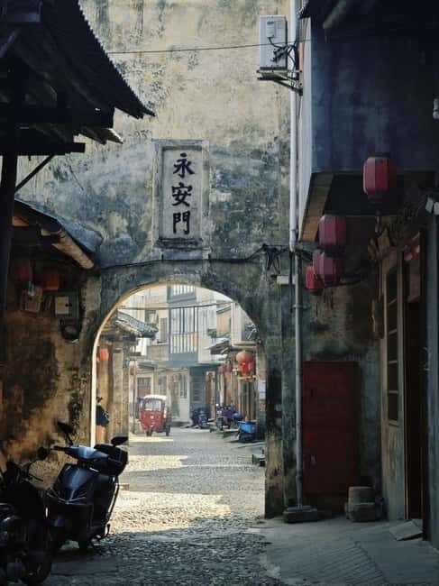 Guilin: 1-Day Iconic Landmarks & Cultural Tour - English guide support that actually helps
