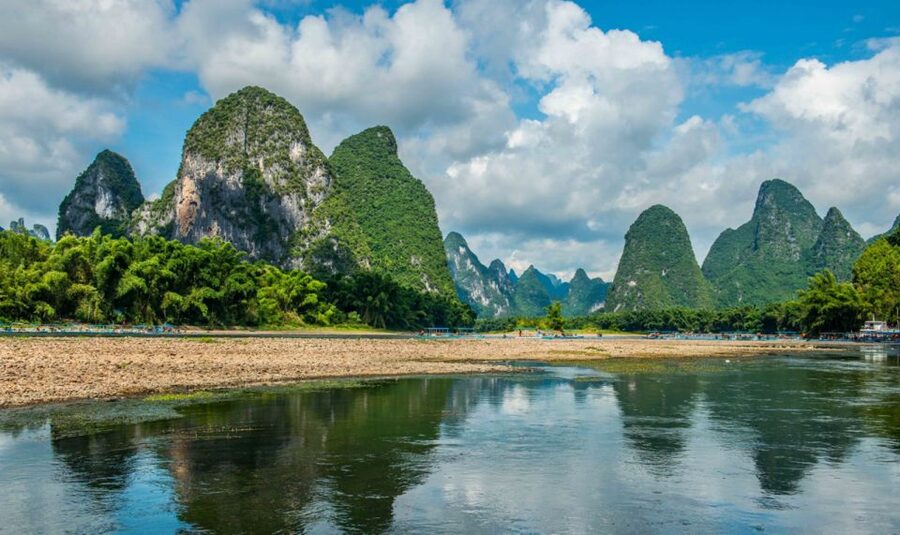 Guilin Highlight Sightseeing Private Day City Tour - Guide quality and the small details that change the day