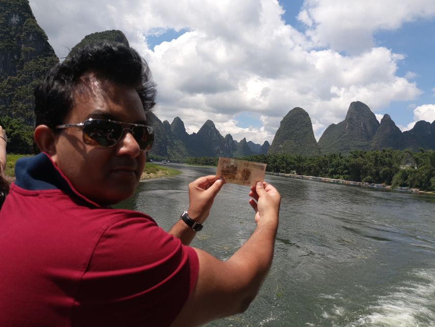 Guilin: Li River Cruise with Buffalo and Tour of Yangshuo - Li River cruise on a 4-star boat: buffalo moments and buffet lunch