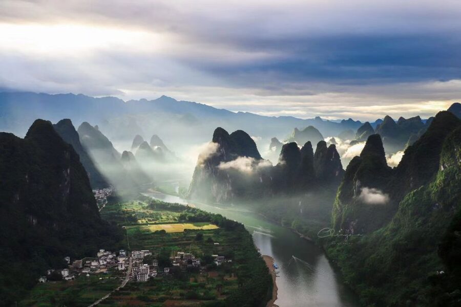 Guilin: Li River Cruise with Buffalo and Tour of Yangshuo - Price and value around $222 per person: what you’re really paying for