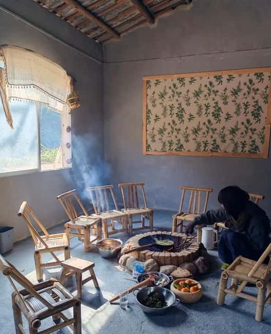 Guilin Longji: Rice Terrace with Oil-Tea Demo & Zhuang Lunch - Zhuang-style lunch with mountain village flavors