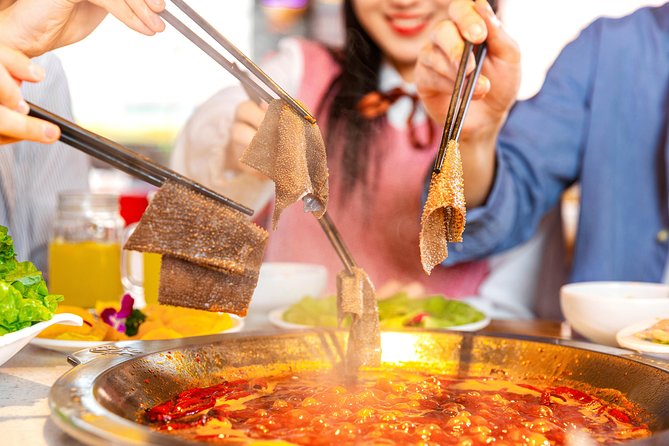 Half-Day Chengdu Back Alley Foodie Tour - The home-cooked hotpot meal: more than just food, it is a system