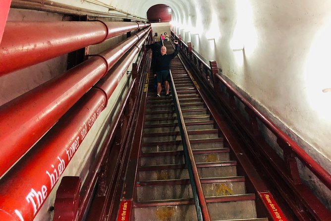 Half-Day Private Beijing Hutong Walking Tour with Dim Sum - Dim sum lunch and street snacks: what to expect from the food plan