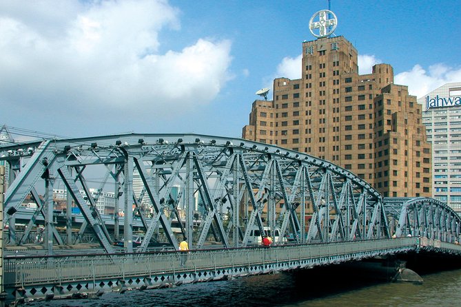Half-Day Private Shanghai City Tour - A private vehicle and hotel pickup: the real value is time