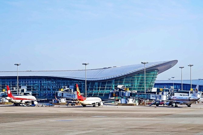 Hangzhou Xiaoshan Airport Private Driver Transfer to City Area - Comfort Matters When You’re Tired: Air-Conditioned Ride to Your Hotel