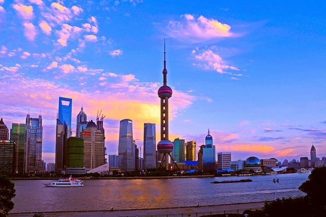 Hot Pot Dining Experience with Hot Spring Bathing or River Cruise in Shanghai - Why this 5-hour Shanghai night works so well